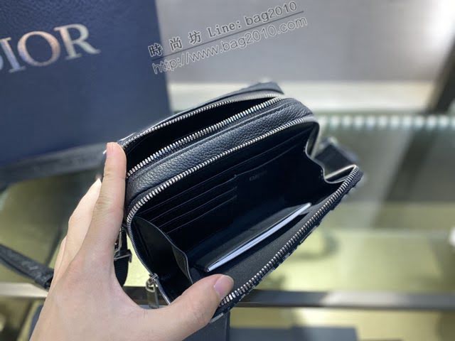 Dior男女同款包 迪奧ESSENTIALS立體刺繡相機包 Dior肩背斜挎包  dfk1504
